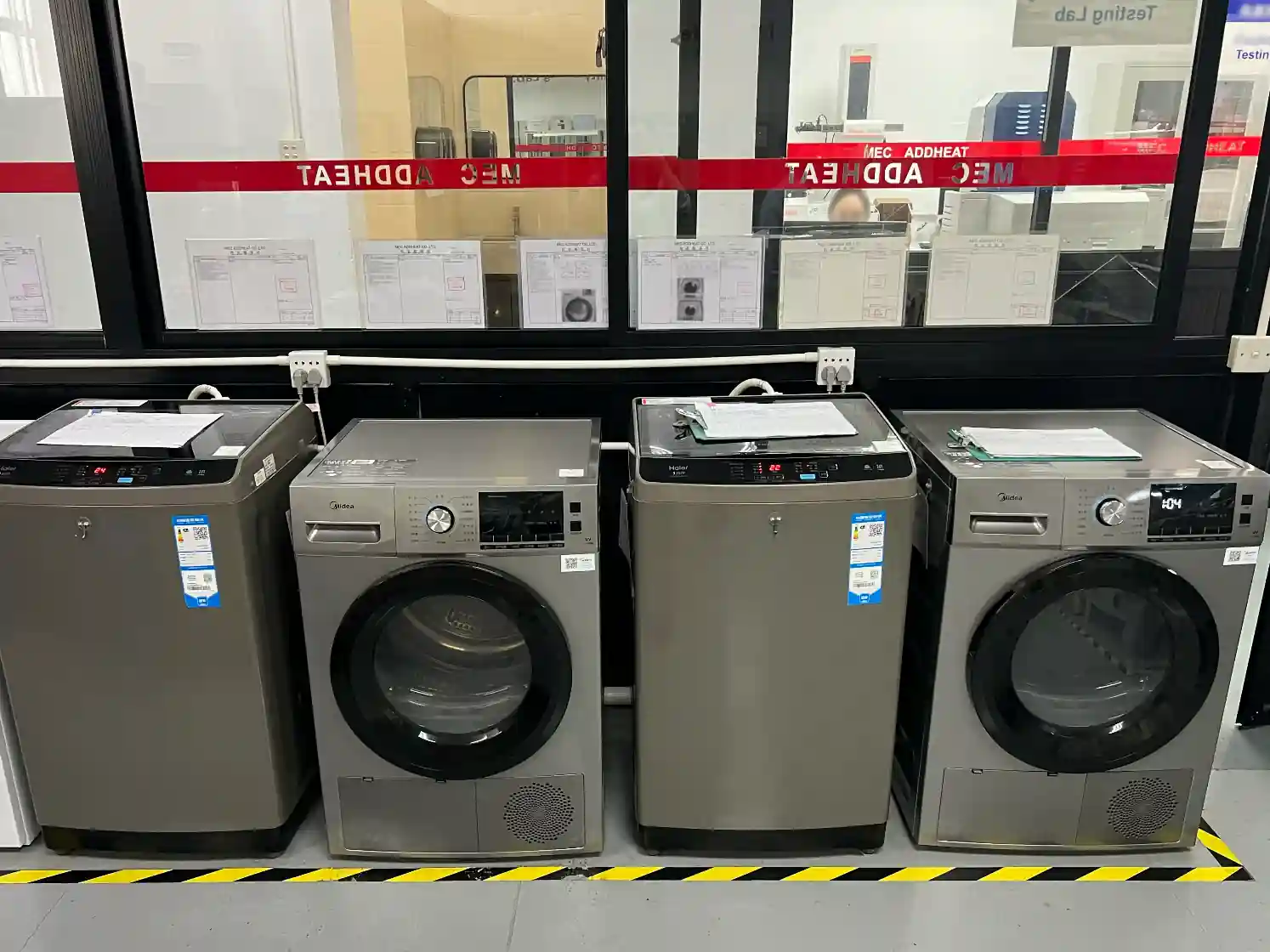 Behind the Seams: How Industrial Quality Control Ensures 50+ Wash-and-Dry Cycles for Heated Garments